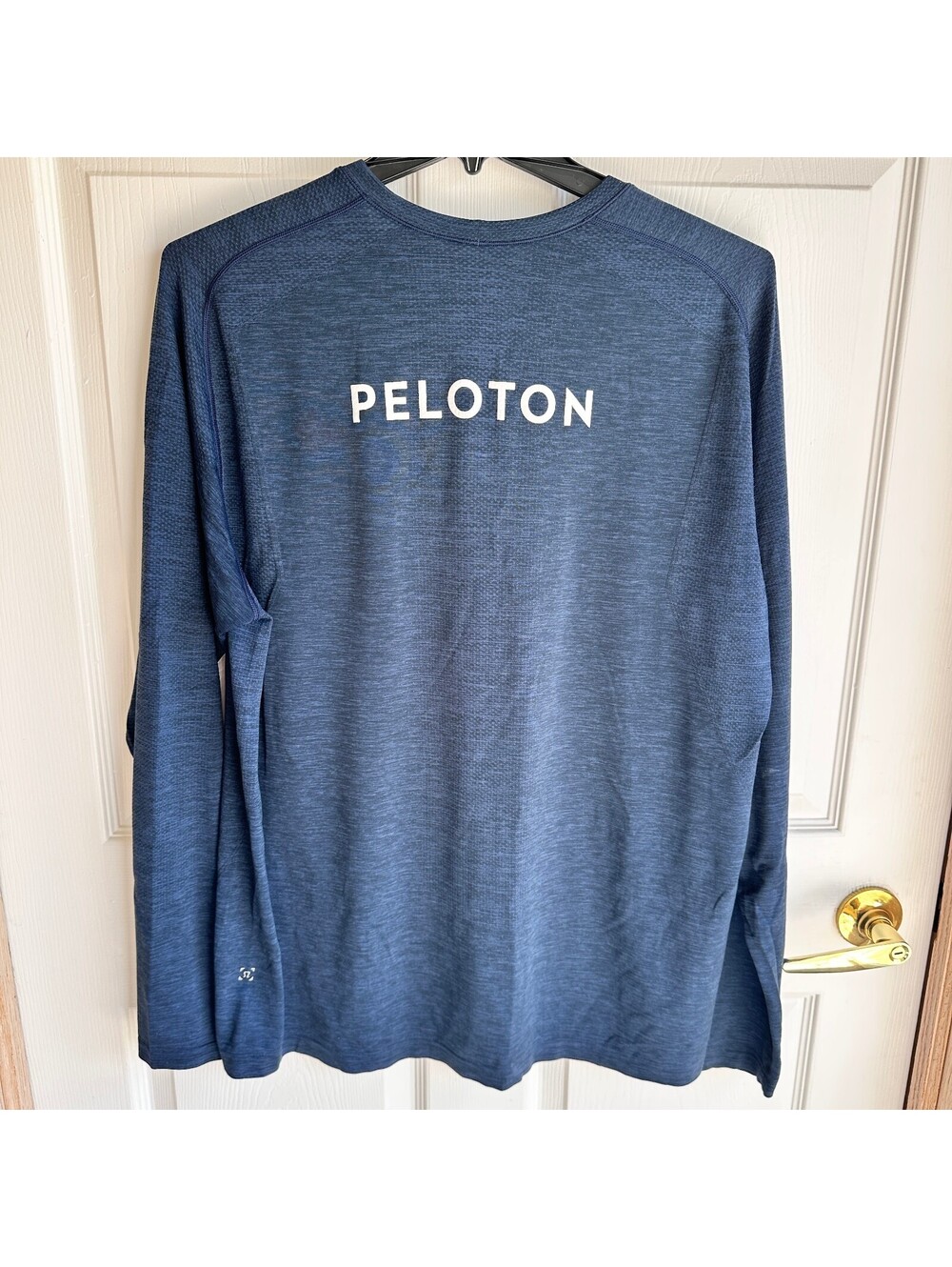 Lululemon Peloton Men's Long Sleeve Performance Shirt XXL Blue